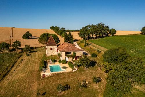 Maison 22 pers - Piscine, tennis, ping-pong, jeux enfants, pétanque entre Nérac et Condom