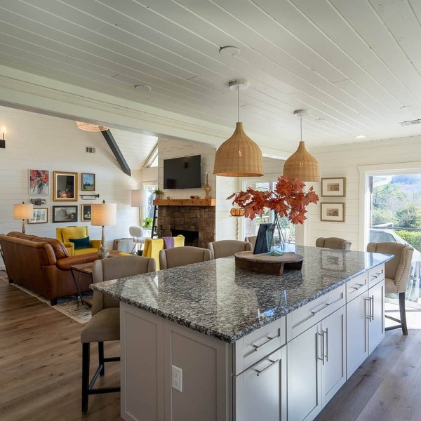 Maison Blanche Cottage @ Julep Farms