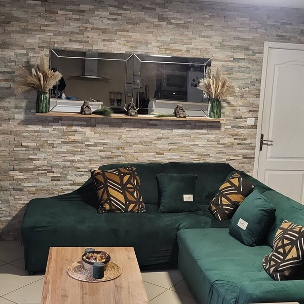 Maison Dans un Village Calme peu de vis â vis et Piscine Extérieur