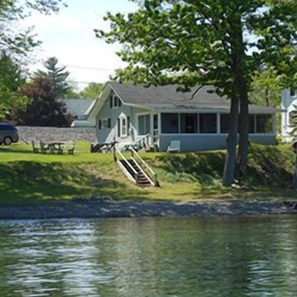 Make memories - located on Seneca Lake 8 miles south of Geneva