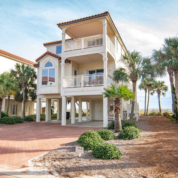 Make Waves for LESS 20% OFF! Dog-Friendly, Pool & Tennis Court, Hot Tub