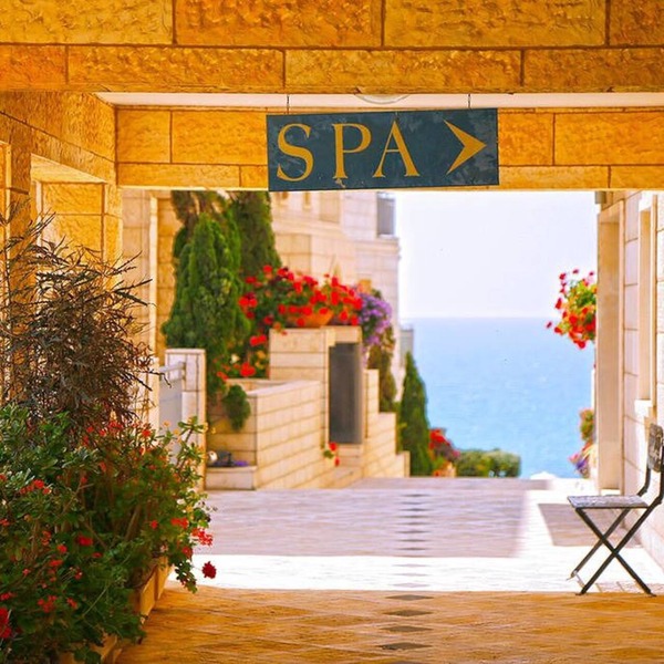 MAMAD - Deluxe 2BD Jaffa Dreams W Pool & Parking