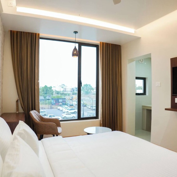 Manchester Suites