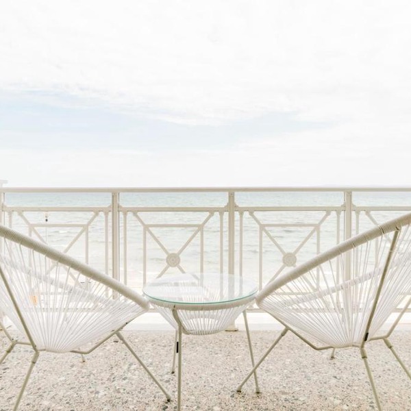 Manda Ray Seafront Apartment Endless Blue View