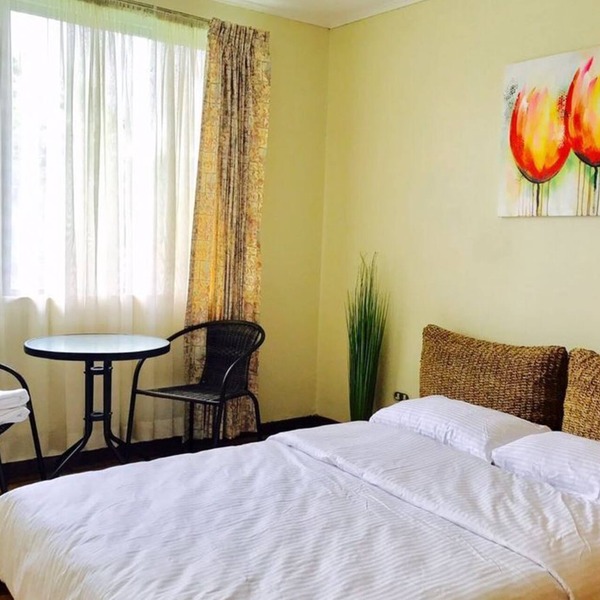 Mango Boulevard Hotel