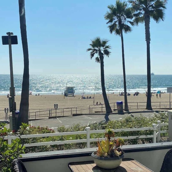Manhattan Beach Beachfront Charming On The Strand