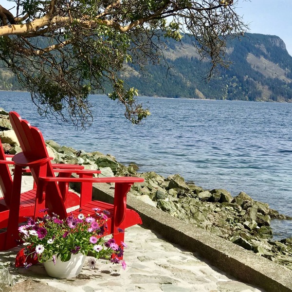Maple Bay beachfront suite, just steps to your private beach patio