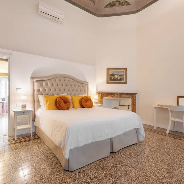 Marchese Bargagli Suite Apartment - Palazzo D'Ambra Historical Residence