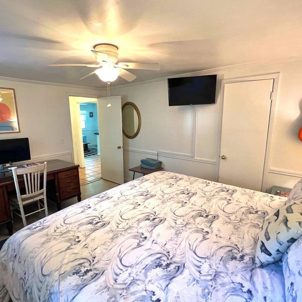 Marshfront Suite downstairs @ the Sea Pear Cottage — views + steps to the beach!