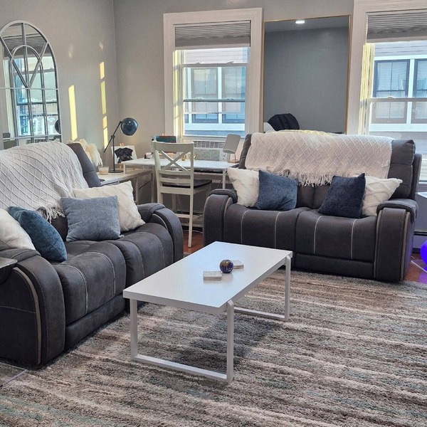 Marvelous 2-bedroom condo in South Boston with Private Parking
