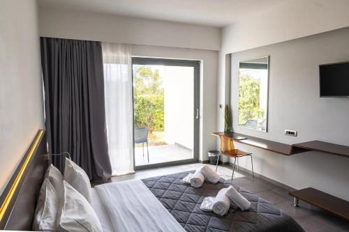 Megara Hotel