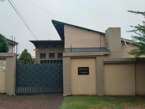 Melkbos Corner