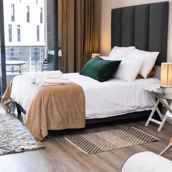 Menlyn Residence - Studio Apartment