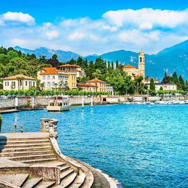 Mesmerizing Lake views from your air conditioned Tremezzo villa