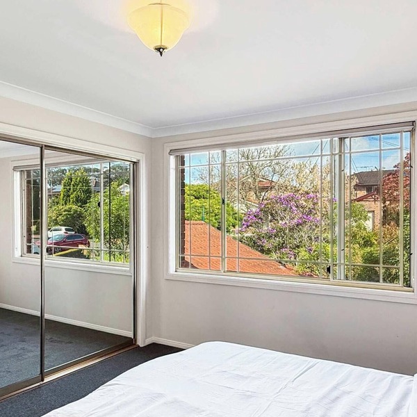 Metawise Spacious 4-Bedroom Home in Cherrybrook