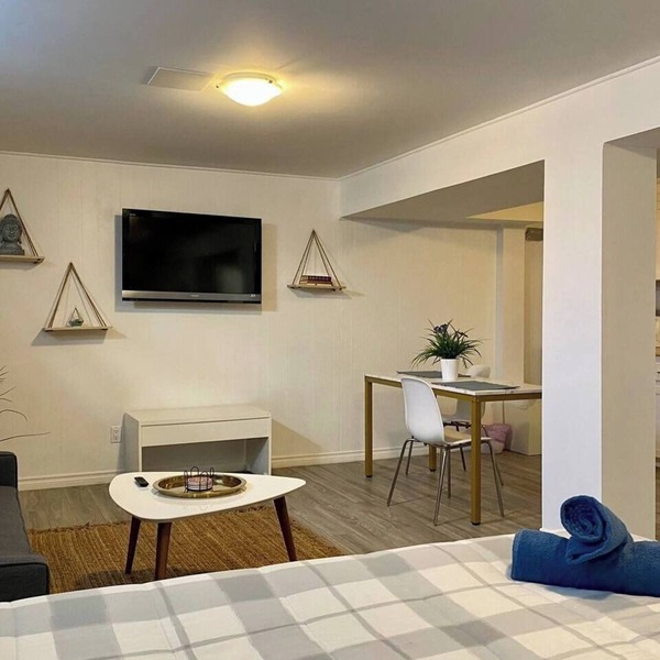Metro Luxe Stay