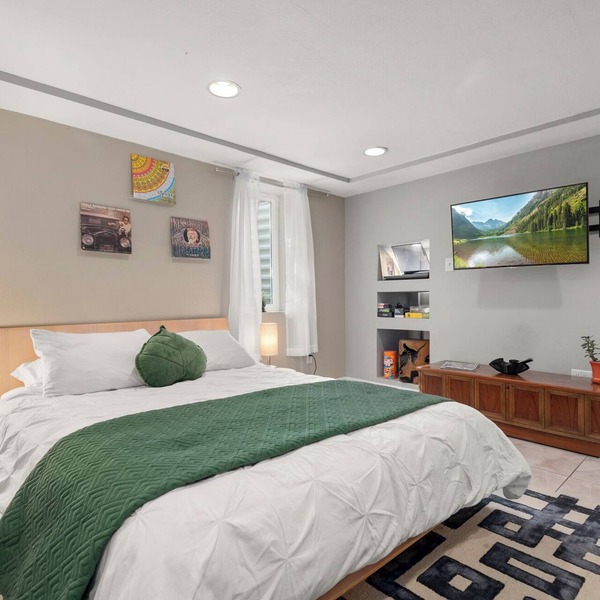 Mid-Century Apple Blossom Suite!