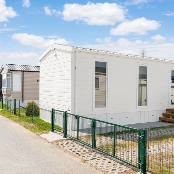 Middelkerke Mobile Home with Garden