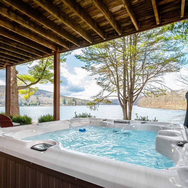 Million Dollar View | Lakefront + Hot Tub & Game Room!