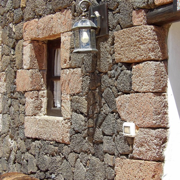 " MILLO" characteristic studio apartment in an old motor mill from the year 1912.