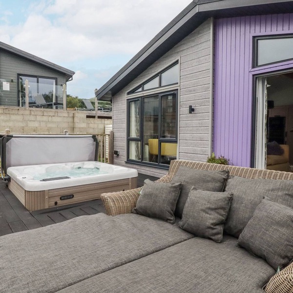 Minack Lodge