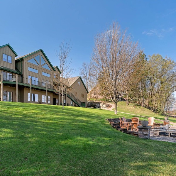 MINNeSTAY* Maple Lake Chalet