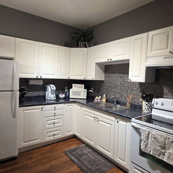 Mjd Place & Executive Suites