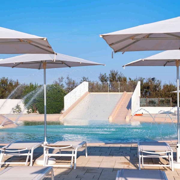 Mobilehome with air conditioning, terrace and pool