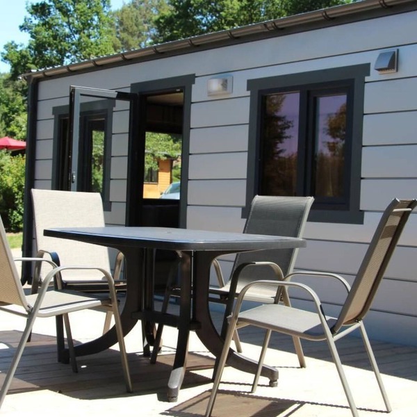 Mobilheim Zweiundvierzig in Lychen by Interhome