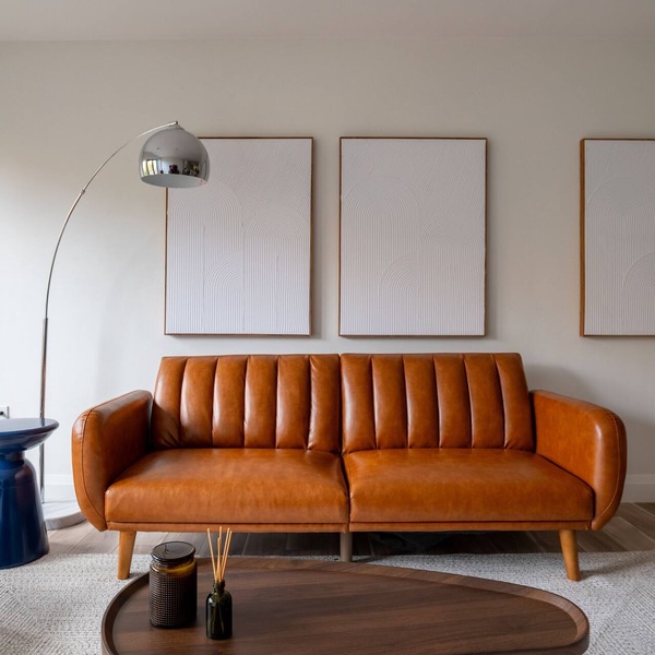 Modern 2 Bedroom 2 Bath Apartment in Heart of Quincy