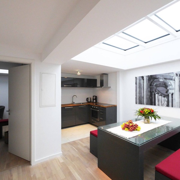 Modern 4p Apartment on Holy See