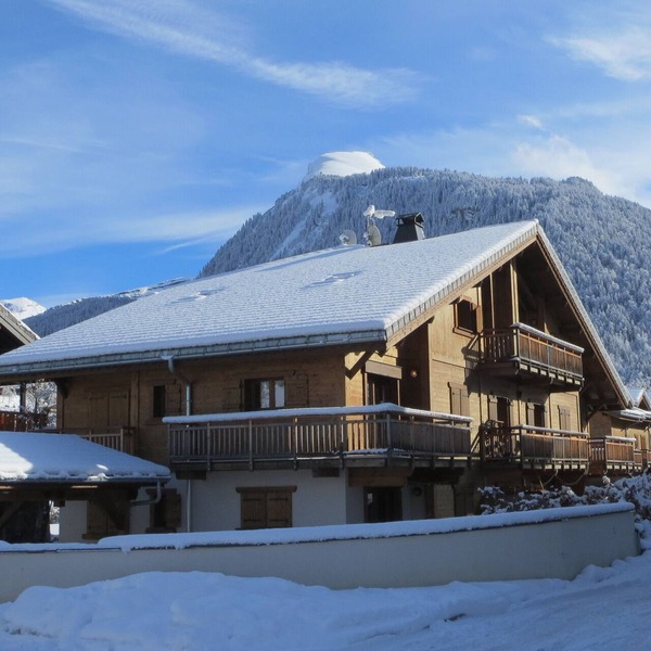 Modern Apartment Central Morzine Location