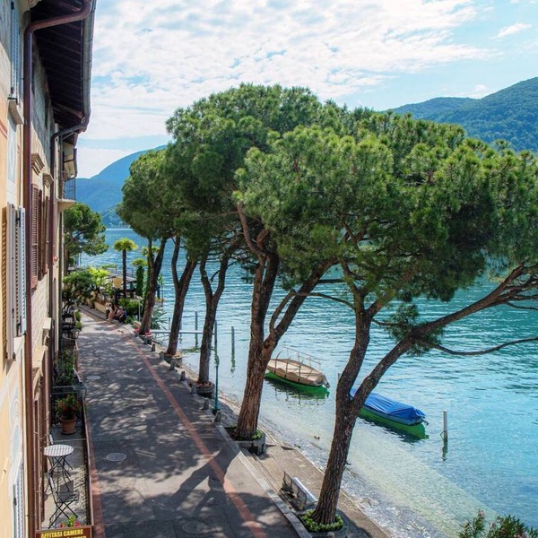Modern apartment with a view of the lake in Morcote (Balcone sul Lago)