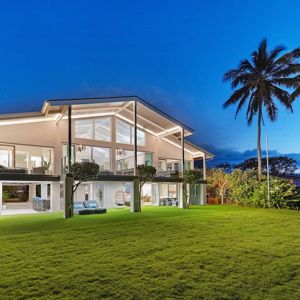 Modern Beachfront Luxury Property 4 Bed 4 Bath On Oahu’s North Shore