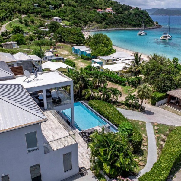 Modern Beachfront Villa 4BR + Infinity Pool & Direct White Bay Access BVI