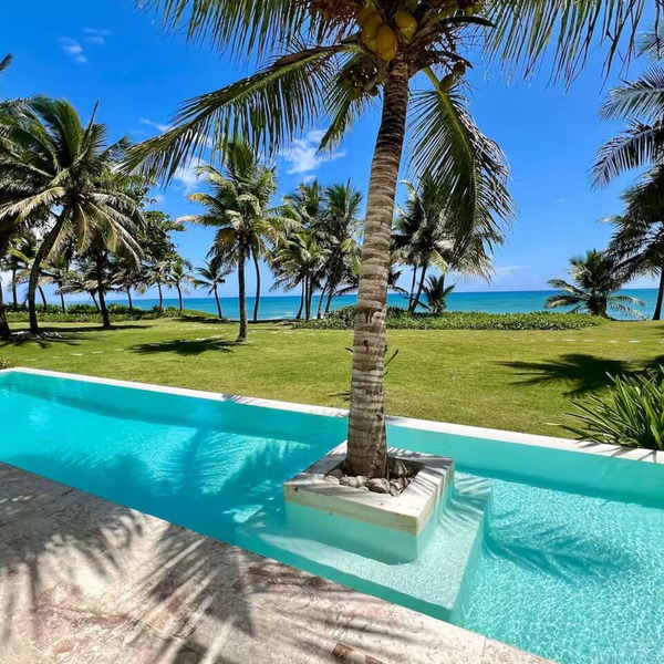 Modern Beachfront Villa with 5 bedrooms - Kite Beach Cabarete