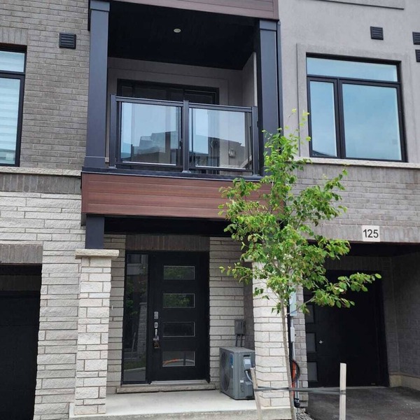 Modern, bright and private 2 bedroom, 2 full bathroom