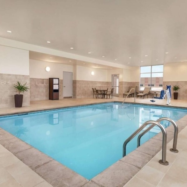 Modern Brooklyn Park Stay with Pool & Complimentary Breakfast l 2 Rooms