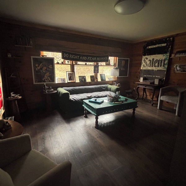 Modern cabin on nature preserve