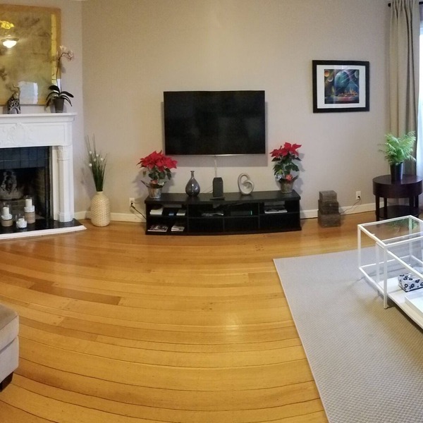 Modern, Chic, 3bedroom/2bath, Patio, GGB and City views and free breakfast.