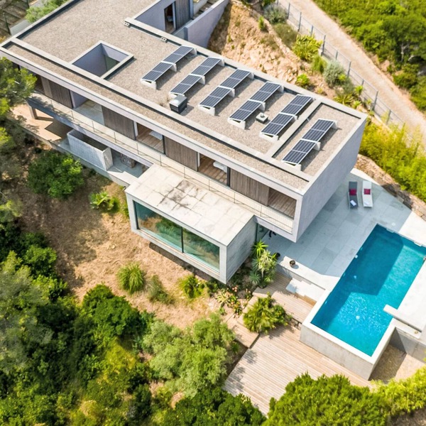 Modern Chill by Interhome