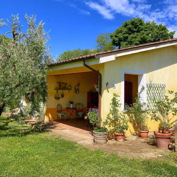 Modern Cottage in Graffignano Italy with Swimming Pool