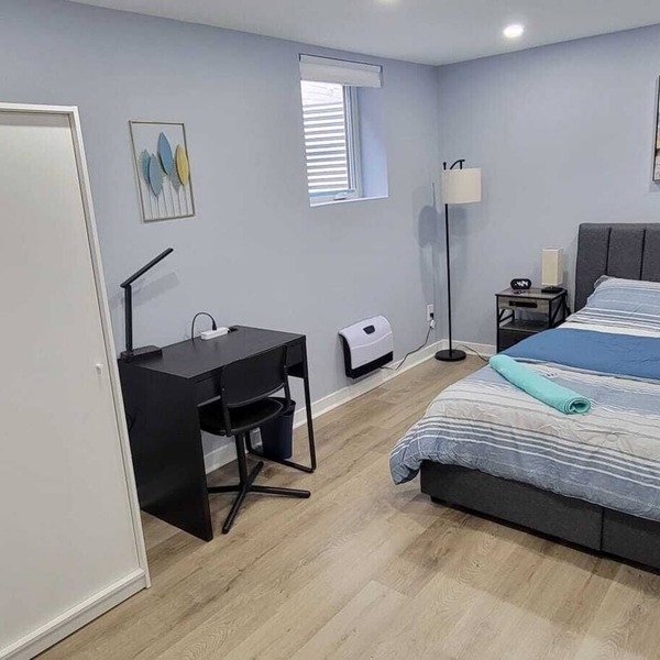 Modern & Cozy Hideaway