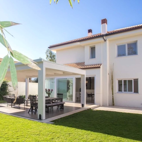 Modern detached villa near the beach of Mondello