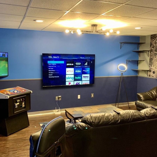 Modern Downtown Blue Steel Suite
