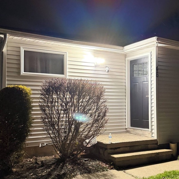 Modern Fully Renovated 2BR Retreat Minutes from RIT Safe & Spacious