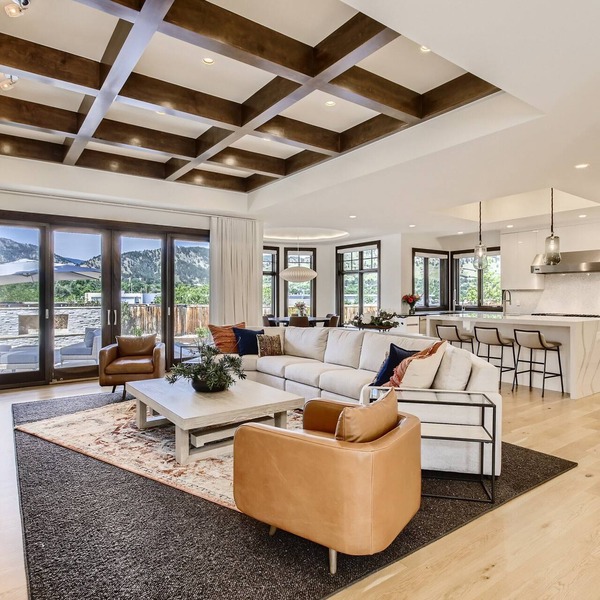 Modern Gem, Steps to Downtown & Pearl St Mall