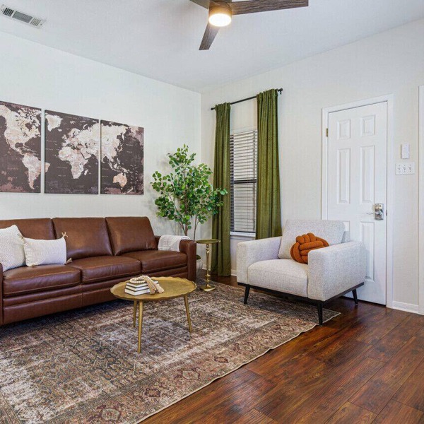 Modern Haven with King Suite + Impeccable Location