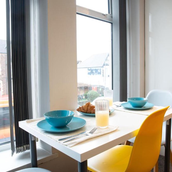 Modern Hideaway Sleek 2BR Apartment Private Garden Views