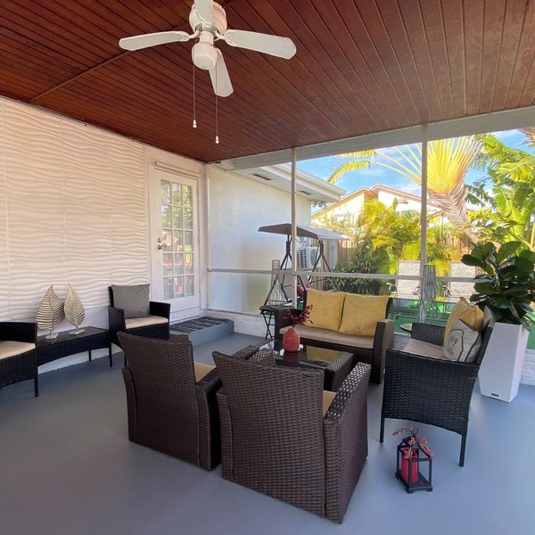 MODERN HOME, Excellent Location Miami 3/2